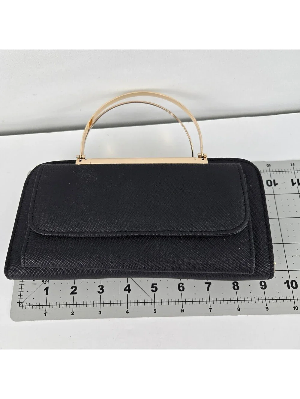 N/A black structured
